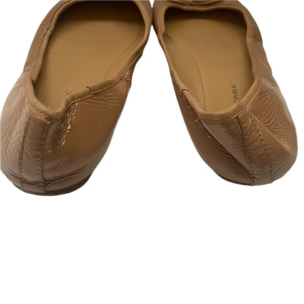 Banana Republic Ballet Flat Womens 8.5 Tan Patent Leather Bow Round‎ Toe Classic